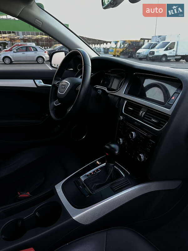 Седан Audi A4 2013 в Вінниці
