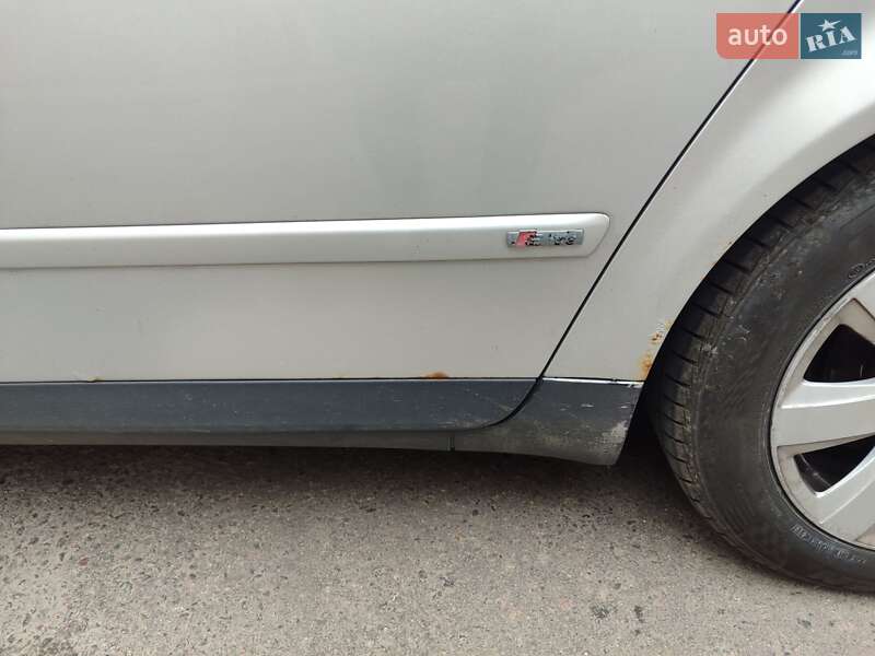 Седан Audi A4 2001 в Києві