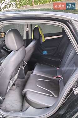 Седан Audi A4 2013 в 