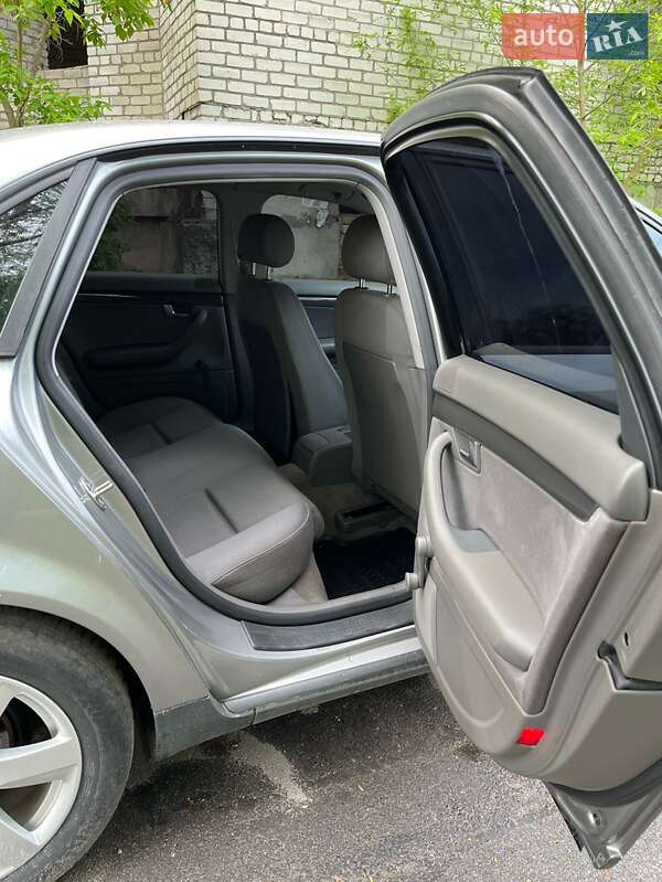 Седан Audi A4 2003 в Киеве