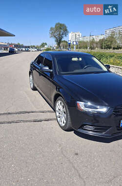 Седан Audi A4 2012 в 