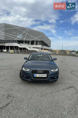 Седан Audi A4 2015 в 