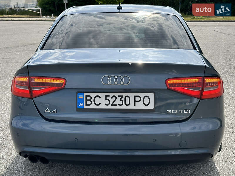 Седан Audi A4 2015 в Львове