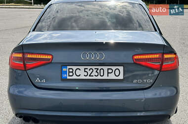 Седан Audi A4 2015 в 