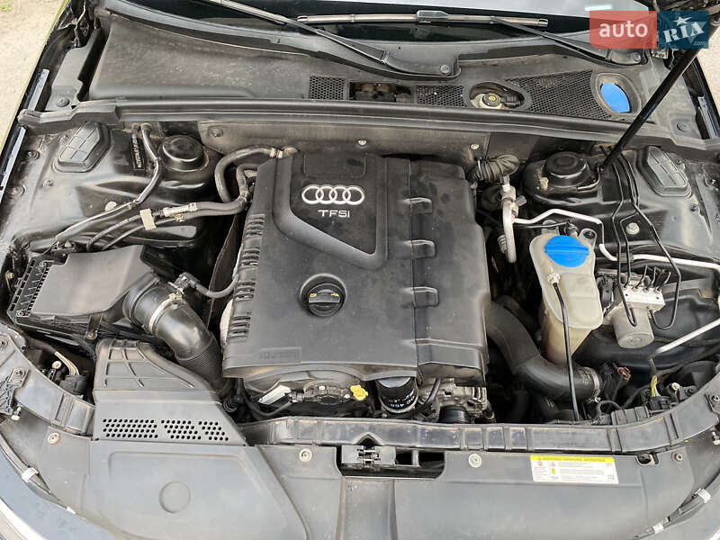Седан Audi A4 2015 в Кропивницькому