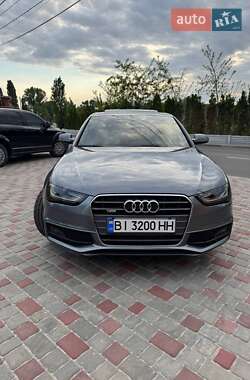 Седан Audi A4 2015 в 