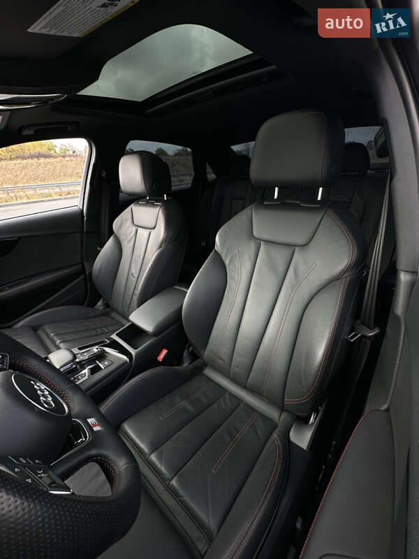 Седан Audi A4 2017 в Полтаві