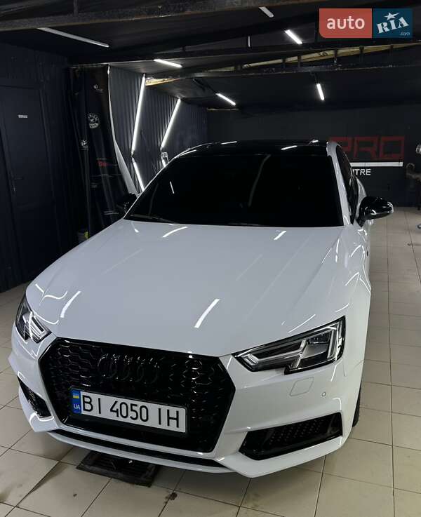 Седан Audi A4 2017 в Полтаві