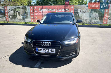 Седан Audi A4 2015 в 