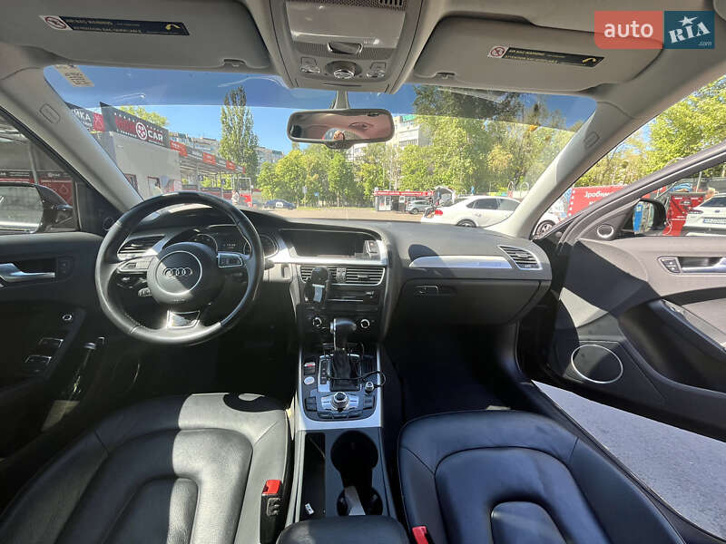 Седан Audi A4 2015 в Києві