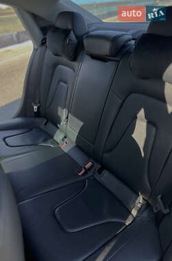 Седан Audi A4 2012 в 
