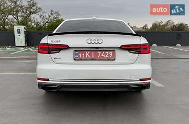 Седан Audi A4 2019 в 