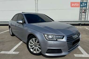 Седан Audi A4 2016 в Луцьку