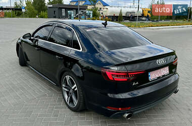 Седан Audi A4 2018 в 
