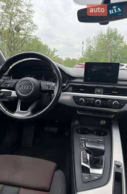 Седан Audi A4 2016 в 