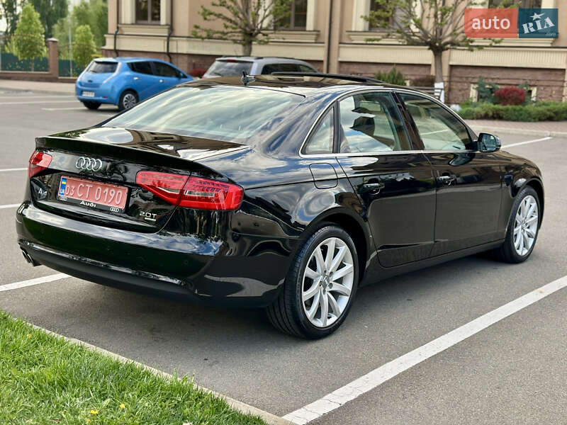 Седан Audi A4 2013 в Києві