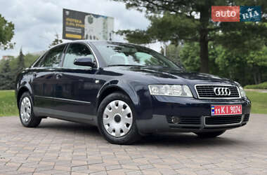 Седан Audi A4 2004 в 