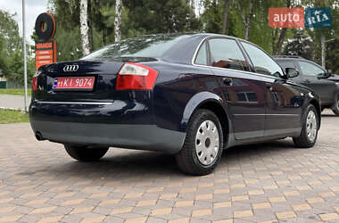 Седан Audi A4 2004 в 
