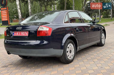 Седан Audi A4 2004 в 