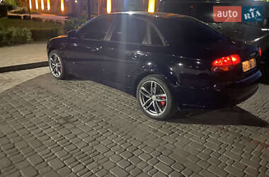 Седан Audi A4 2005 в 
