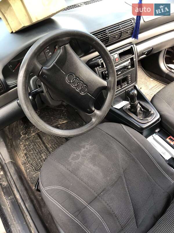 Седан Audi A4 1997 в Оратове фото 8 Седан Audi A4 1997 в Оратове