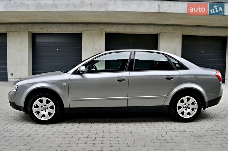 Седан Audi A4 2001 в Дрогобичі