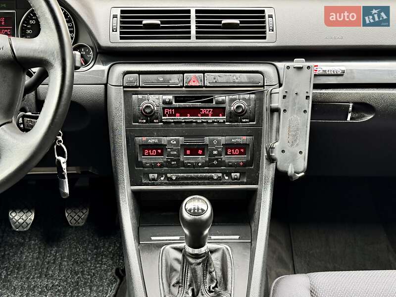 Седан Audi A4 2001 в Дрогобичі