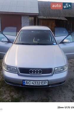 Седан Audi A4 1999 в 