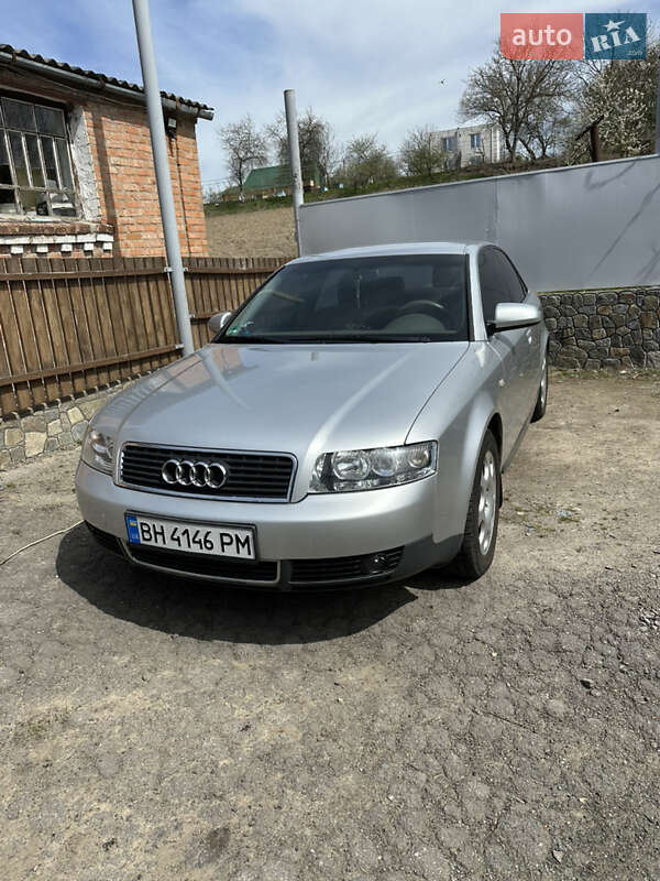 Седан Audi A4 2002 в Одессе