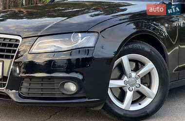 Седан Audi A4 2011 в 