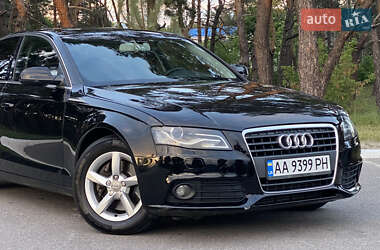 Седан Audi A4 2011 в 