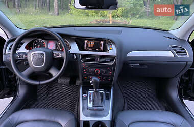 Седан Audi A4 2011 в 