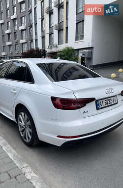 Седан Audi A4 2018 в 