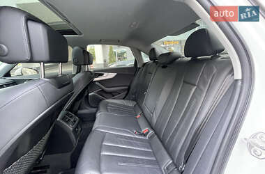 Седан Audi A4 2018 в 