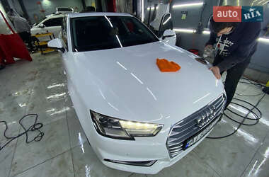 Седан Audi A4 2018 в 