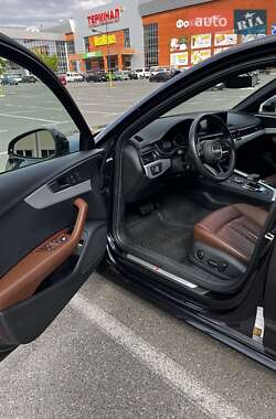 Седан Audi A4 2018 в 
