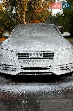 Седан Audi A4 2011 в Никополе