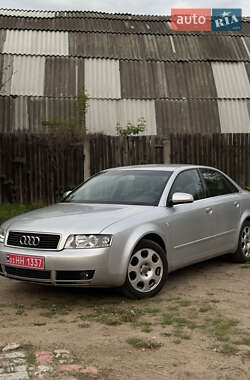 Седан Audi A4 2004 в Чернигове