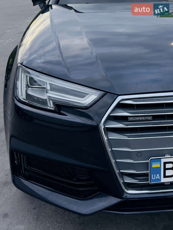 Седан Audi A4 2015 в Золочеве