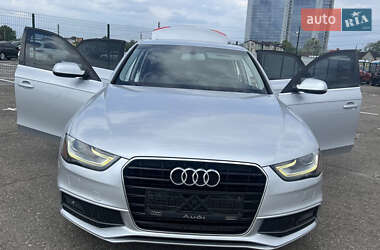 Седан Audi A4 2013 в 