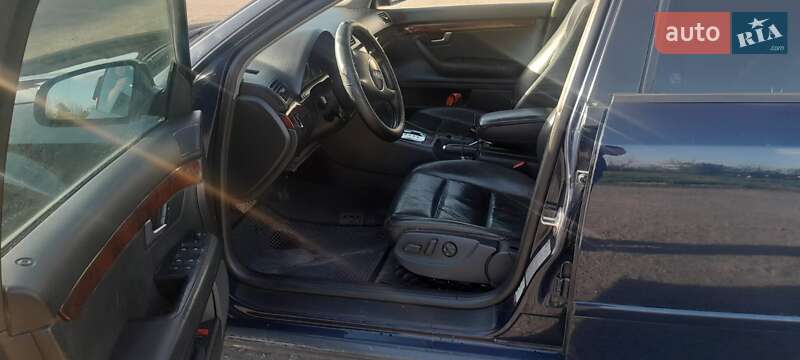 Універсал Audi A4 2004 в Умані