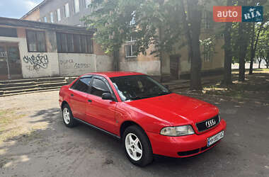 Седан Audi A4 1995 в 