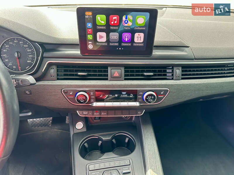 Седан Audi A4 2017 в Киеве
