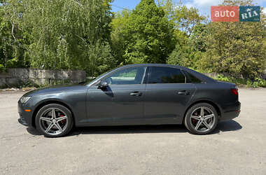 Седан Audi A4 2016 в 