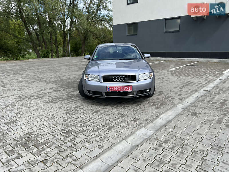 Седан Audi A4 2004 в Хмельницькому