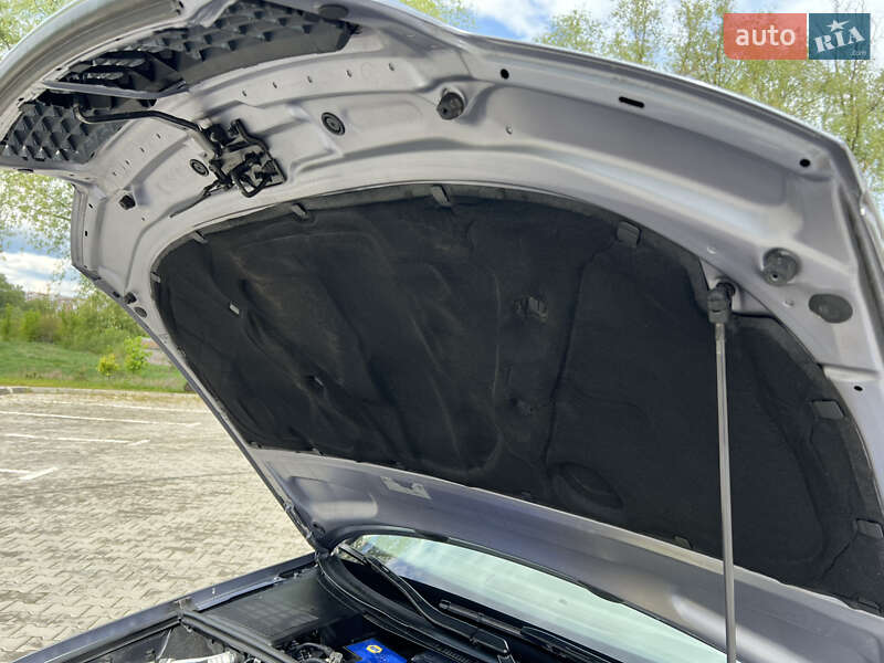 Седан Audi A4 2004 в Хмельницькому