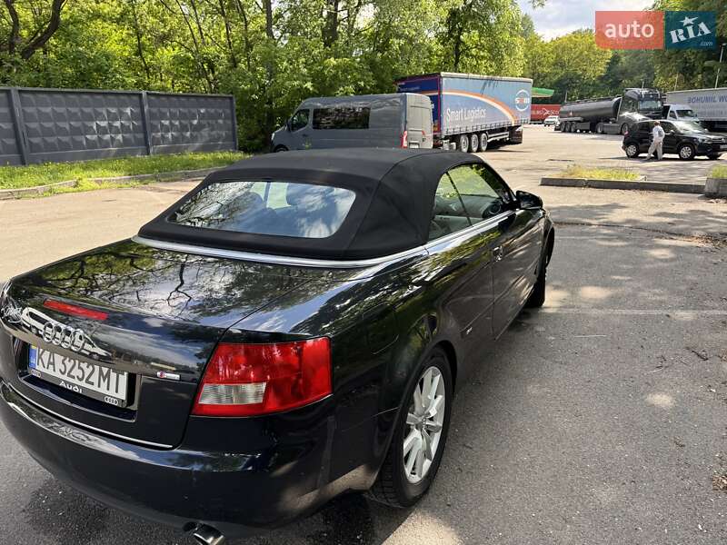 Кабріолет Audi A4 2004 в Києві