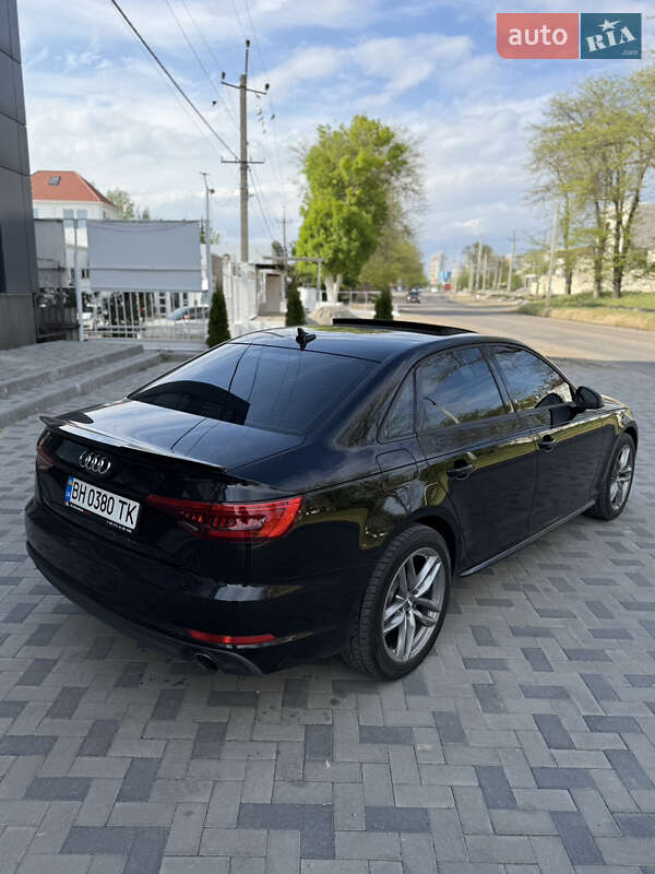 Седан Audi A4 2016 в Одесі