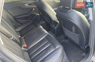 Седан Audi A4 2018 в 