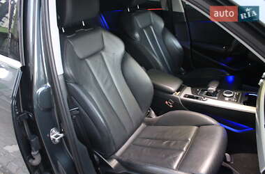 Универсал Audi A4 2017 в 